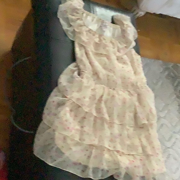 Flower dress - Picture 2 of 4